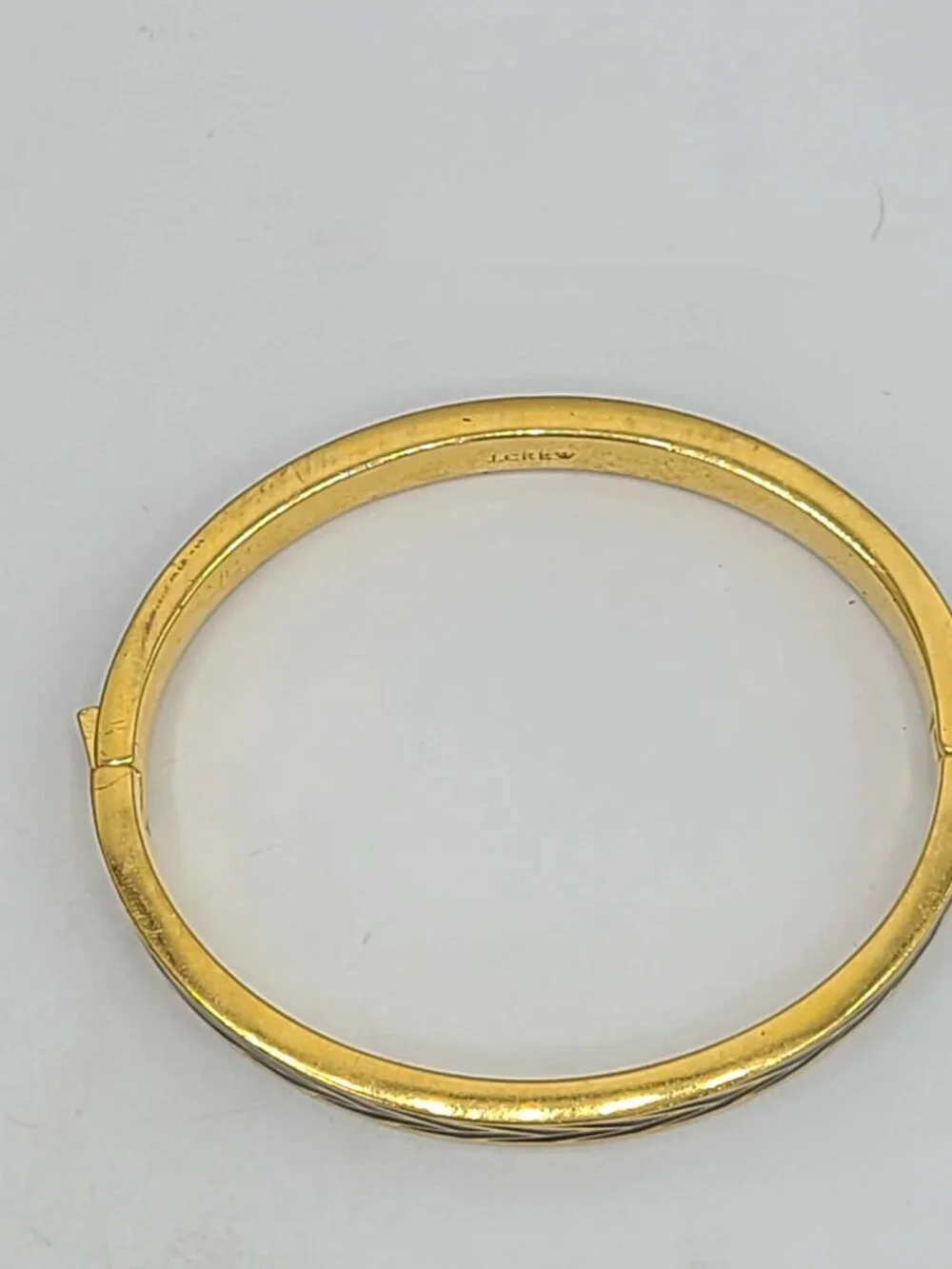 J Crew Black Enamel Gold Tone Textured Hinged Bangle NWOT